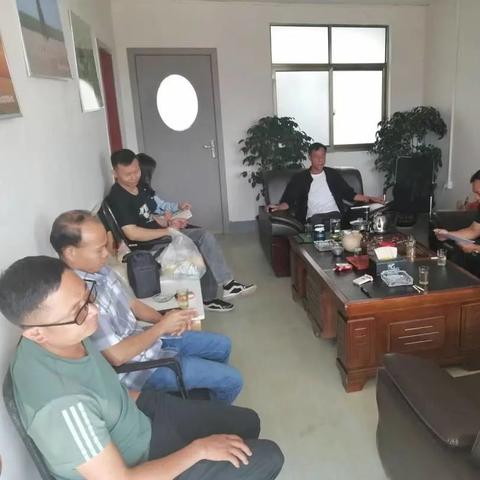 江坡镇新闻头条，江坡镇班子成员