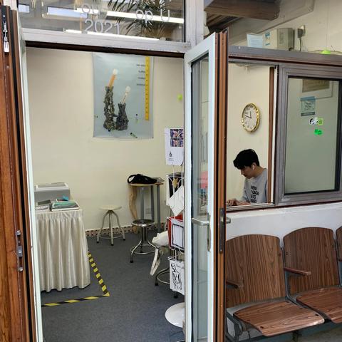 成都老王探店系列更新，美食指南，探索成都味蕾之旅